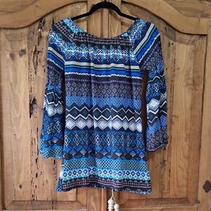 WinWin Blue and Black Patterned Tunic